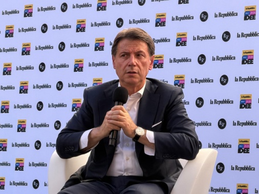Conte, Renzi nel campo progressista non è scontato, no ad accozzaglia
