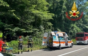 Si ribalta in auto, soccorso in Valganna