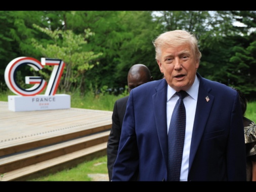 Trump, 'ho avuto ottimi colloqui con Zelensky e con Putin'