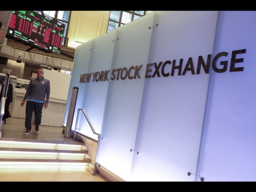 Wall Street gira in calo con la Fed, Dj -0,21%, Nasdaq -0,67%