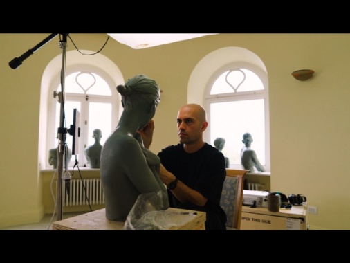 Nel 'mondo' privato di Jago, dove le idee si fanno scultura