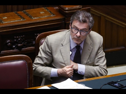 Giorgetti, profitti banche grazie al miglioramento dei conti pubblici