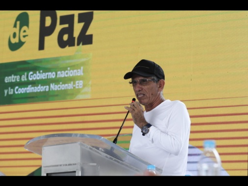 Colombia, cento guerriglieri depongono le armi nel Putumayo