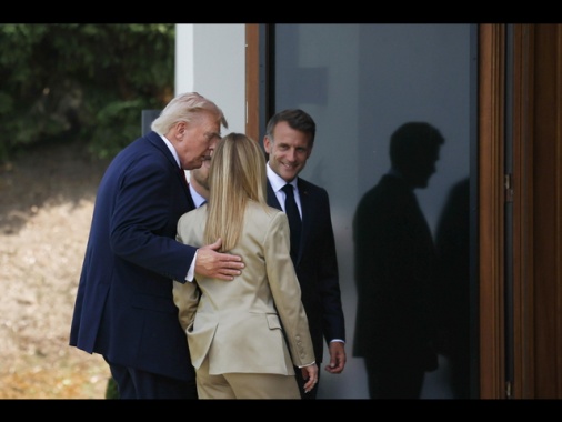 Trump, 'Meloni mi ha implorato di fare una foto con lei, mi ha fatto pena'