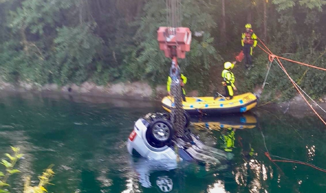 In nove su un’auto precipitano nel canale. Tre morti