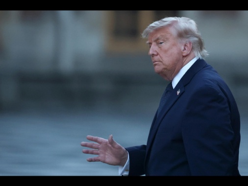 Trump all'Iran, 'se chiudete Hormuz non avrete più un Paese'