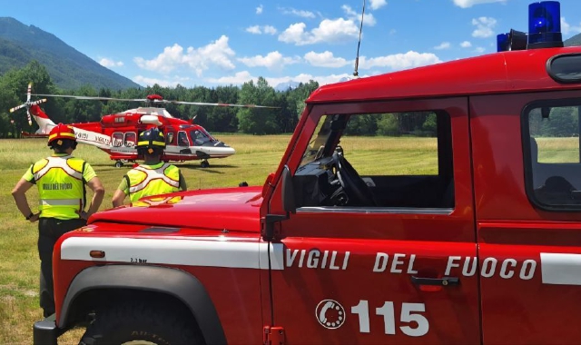 L’intervento dell’elicottero Drago dei vigili del fuoco