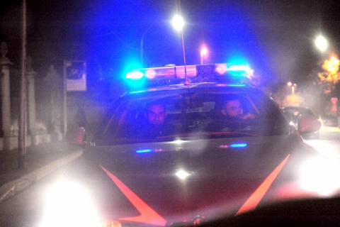 Accoltellato in via Como: soccorso 29enne