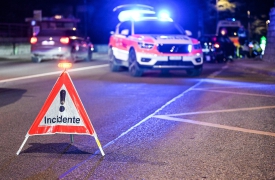 Tragedia in Ticino: sbanda in auto e muore a 18 anni