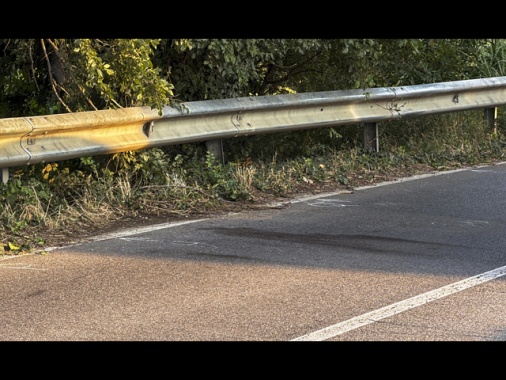 Agente morto dopo inseguimento a Milano, ritrovato il suv pirata