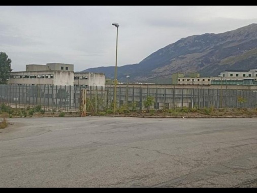 Sorelle ritrovate: nonno e compagno in isolamento, sono 'increduli'